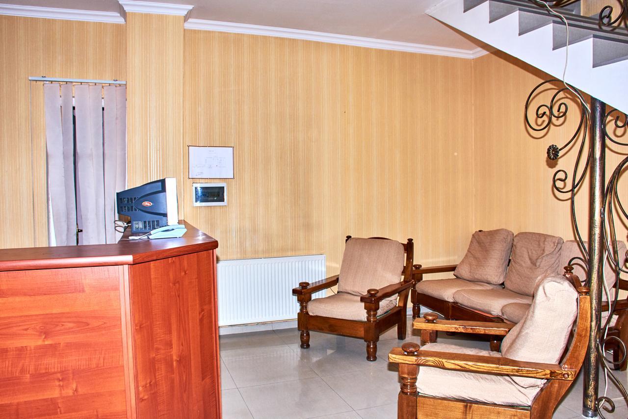 Hotel Georgia Gori Exterior photo