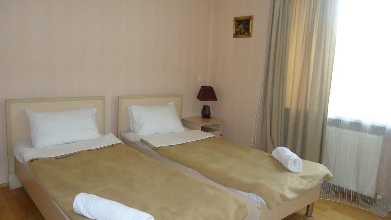 Hotel Georgia Gori Exterior photo
