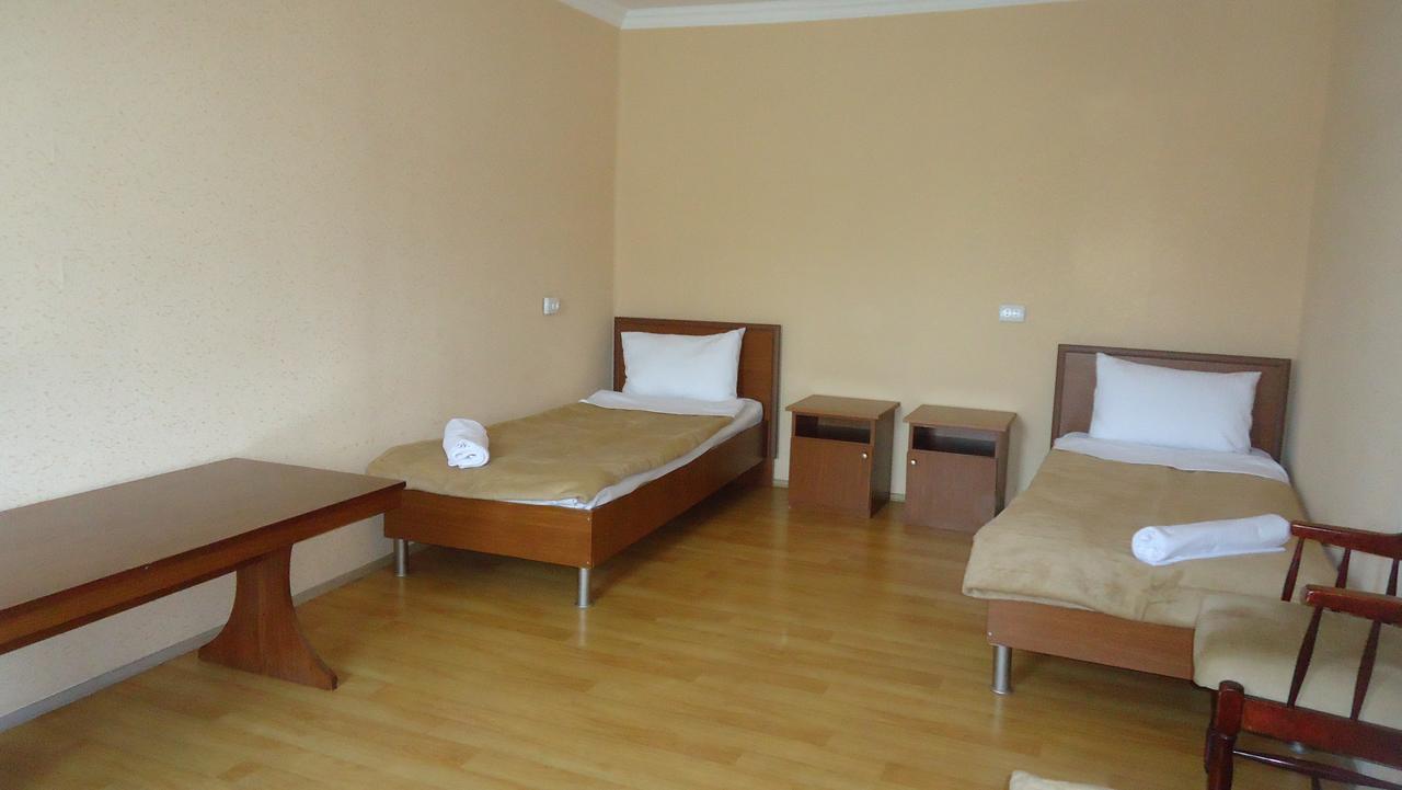 Hotel Georgia Gori Exterior photo